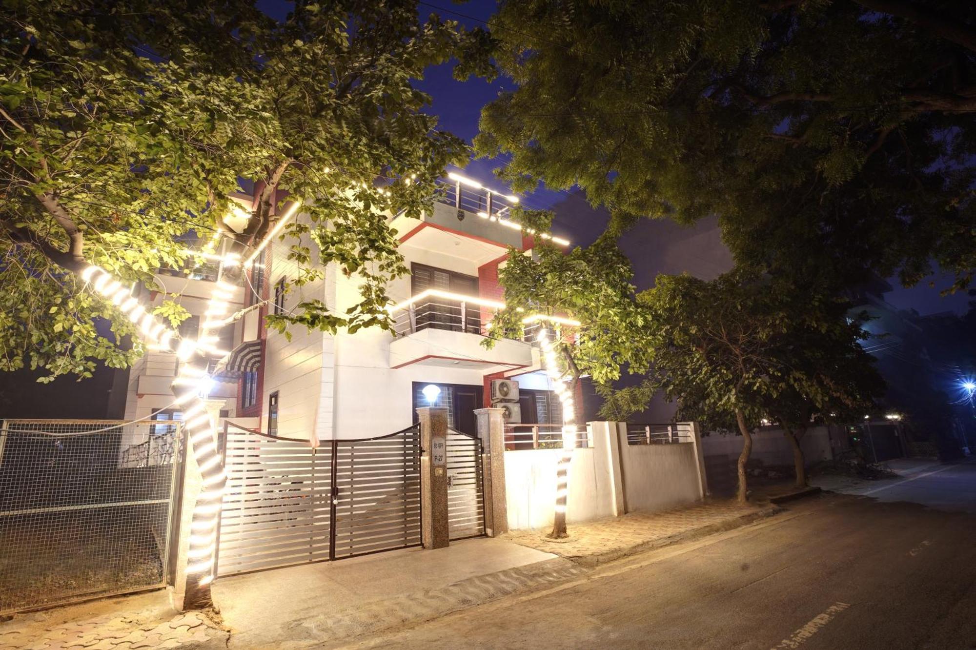 Nexhub Stay - Huda City Centre คูร์เคาน์ ภายนอก รูปภาพ